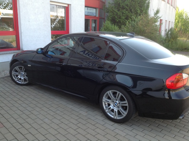 BMW E90
